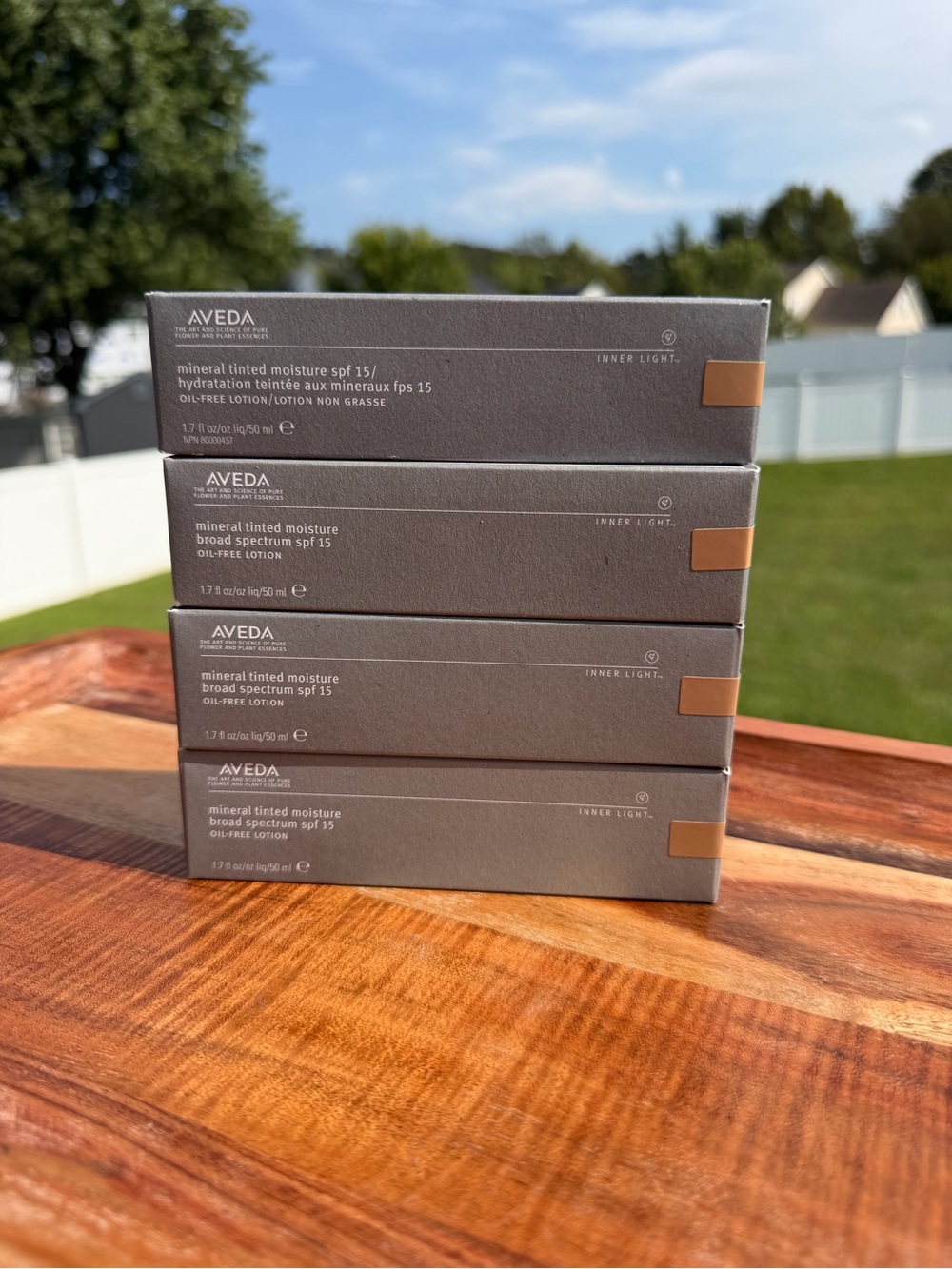 Aveda Inner Light Mineral Tinted Moisture Oil-Free Lotion